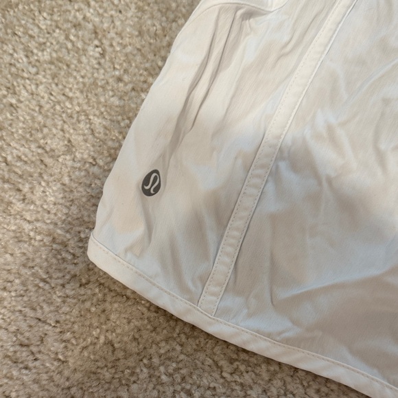 lululemon athletica tracker Shorts - Picture 5 of 6